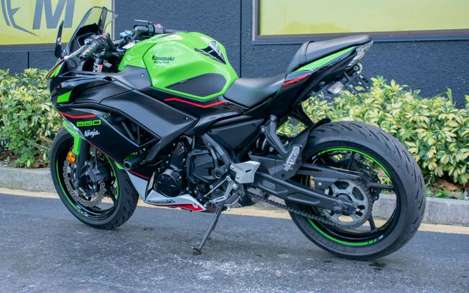 2022 Kawasaki Ninja 650 ABS KRT Edition