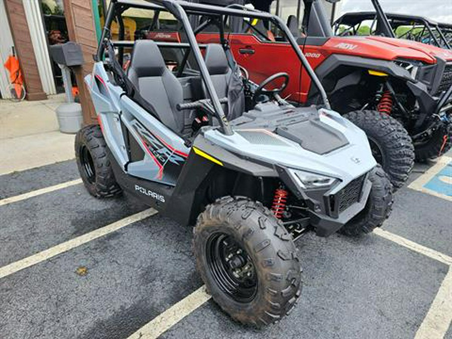 2024 Polaris RZR 200 EFI