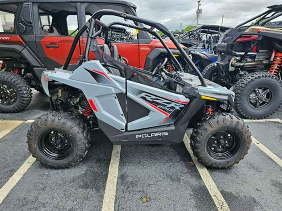 2024 Polaris RZR 200 EFI