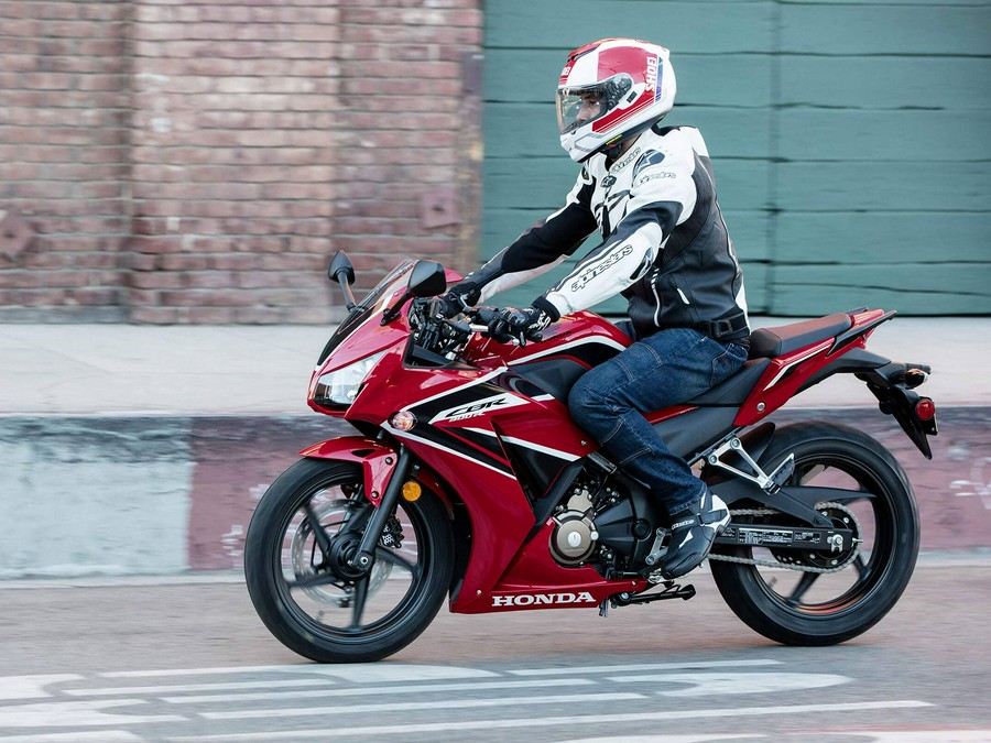 2022 Honda CBR300R ABS