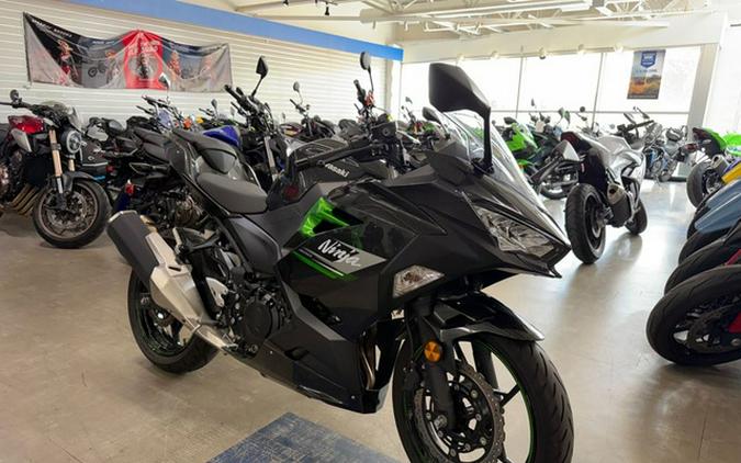 2023 Kawasaki Ninja 400