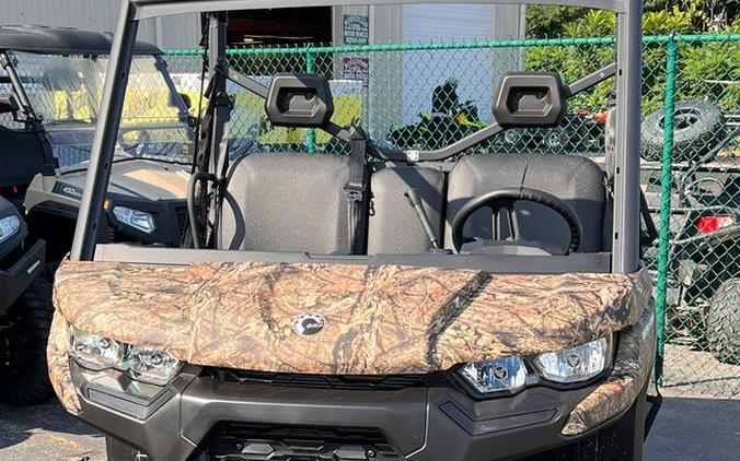 2023 Can-Am® Defender DPS HD7 Mossy Oak Break-Up Country Camo