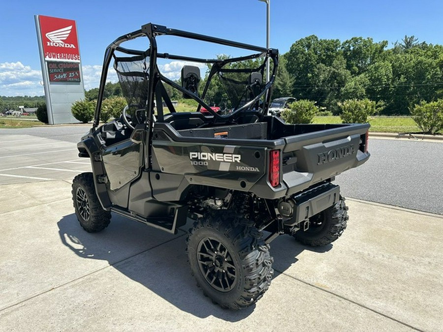 2024 Honda Pioneer 1000 Deluxe