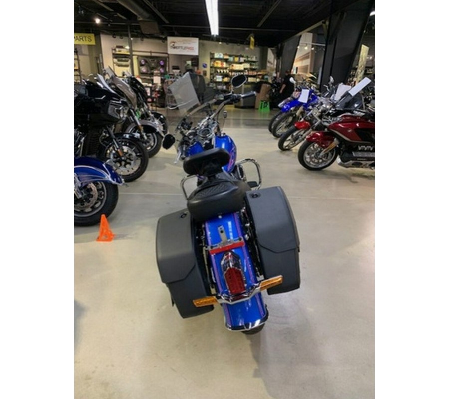 2018 Harley-Davidson Softail FLDE - Deluxe