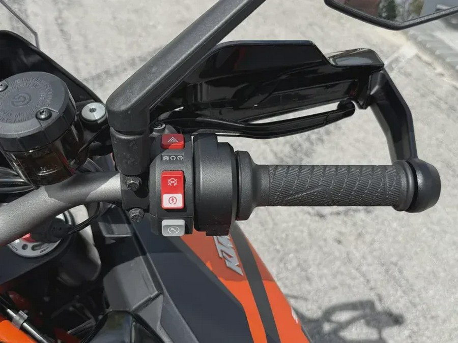 2020 KTM 1290 SUPER DUKE GT