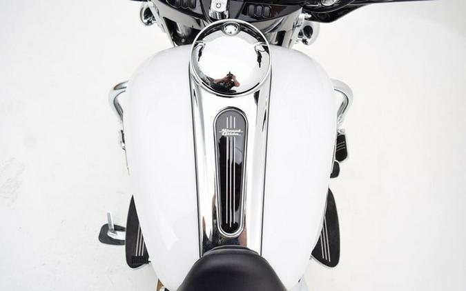 2017 Harley-Davidson Street Glide FLHXS - Special