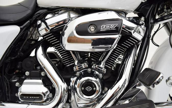 2017 Harley-Davidson Street Glide FLHXS - Special