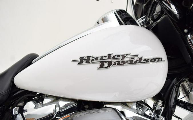 2017 Harley-Davidson Street Glide FLHXS - Special