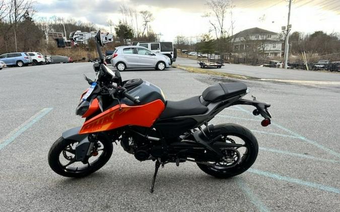 2024 KTM Duke 250