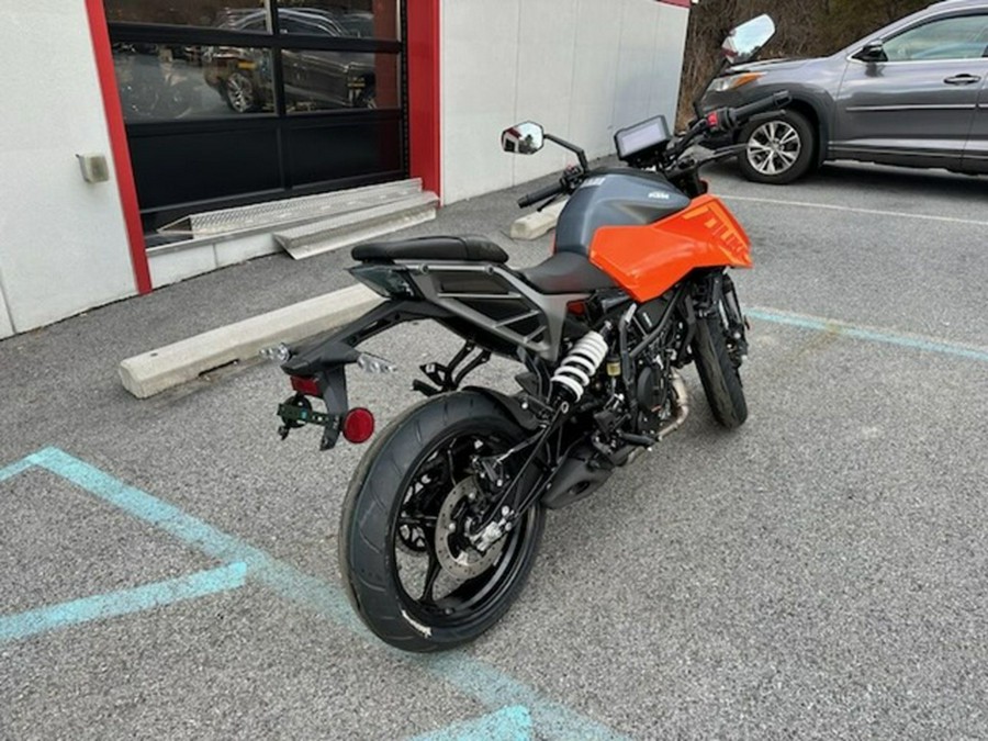2024 KTM Duke 250