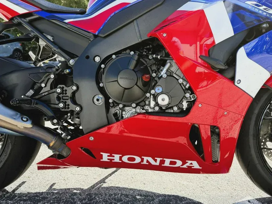2021 Honda CBR1000RRR Fireblade SP