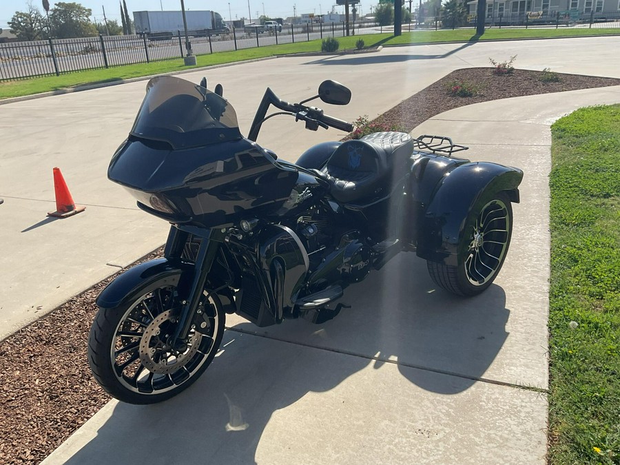FLTRT 2024 Road Glide 3
