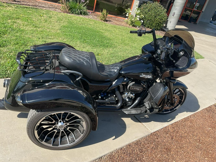 FLTRT 2024 Road Glide 3
