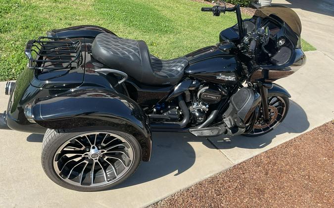 FLTRT 2024 Road Glide 3