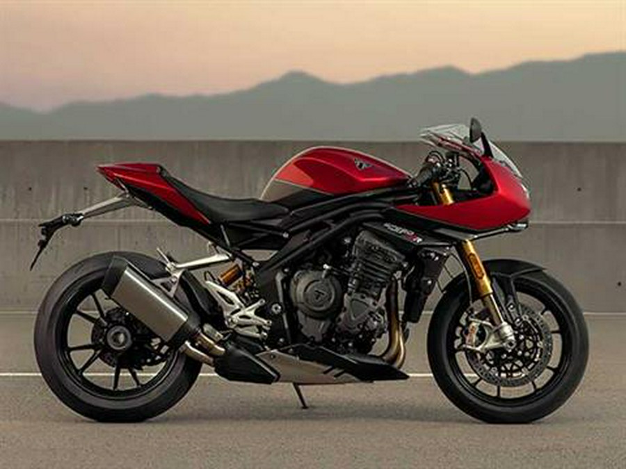 2022 Triumph Speed Triple 1200 RR