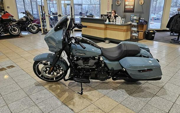 2024 Harley-Davidson FLHX - Street Glide