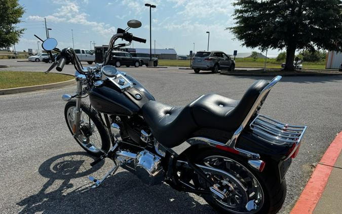 2007 Harley-Davidson® Softail® Custom Black