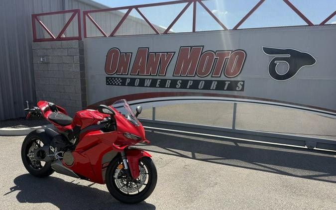2026 Ducati Panigale V4