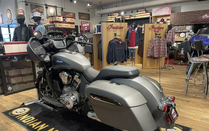 2023 Indian Motorcycle® Challenger® Titanium Smoke