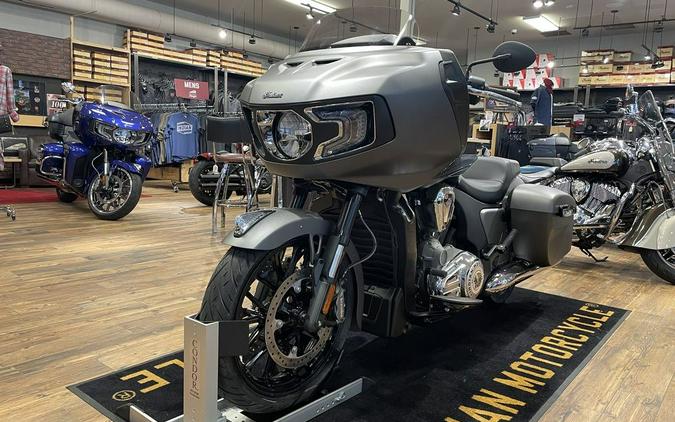 2023 Indian Motorcycle® Challenger® Titanium Smoke