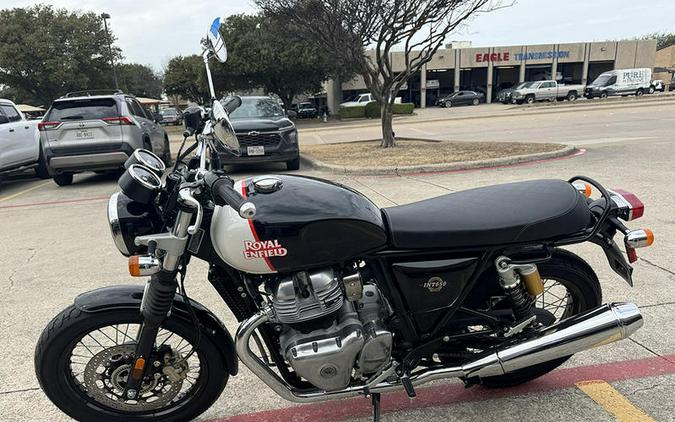 2024 Royal Enfield INT650 Black Pearl