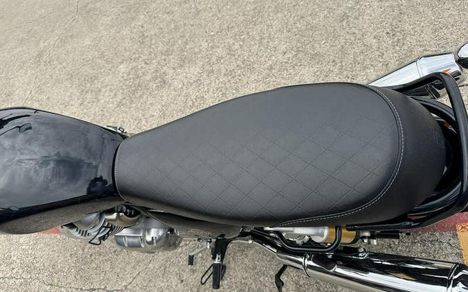2024 Royal Enfield INT650 Black Pearl