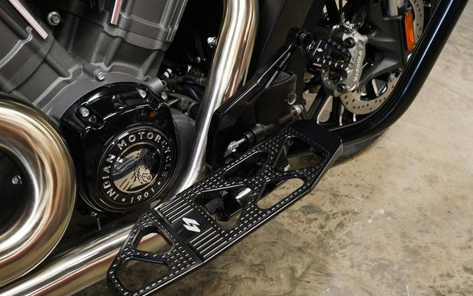 2025 Indian Motorcycle® Chieftain® PowerPlus Dark Horse® 112 w/PowerBand Black Smoke