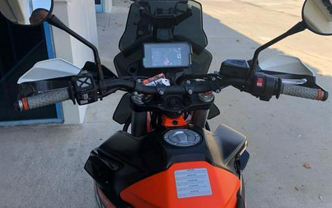 2022 KTM 890 Adventure R