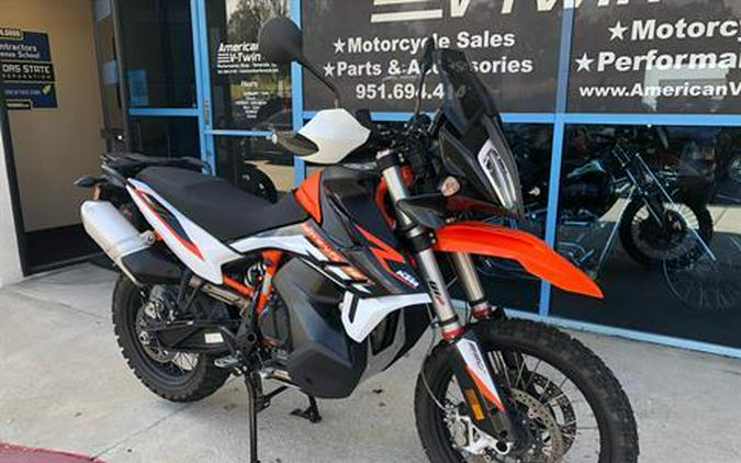 2022 KTM 890 Adventure R