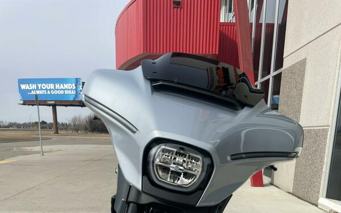 FLHX 2024 Street Glide®