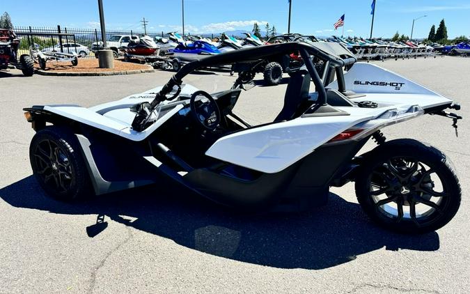 2023 Polaris Slingshot® Slingshot® S Manual