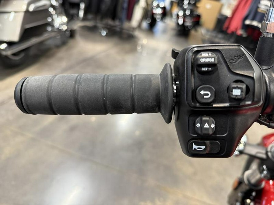 2025 Indian Motorcycle® Scout® Classic Limited +Tech Sunset Red Metallic