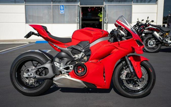 2025 Ducati Panigale V4