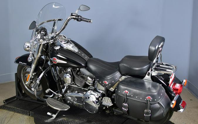 2017 Harley-Davidson Heritage Softail Classic FLSTC