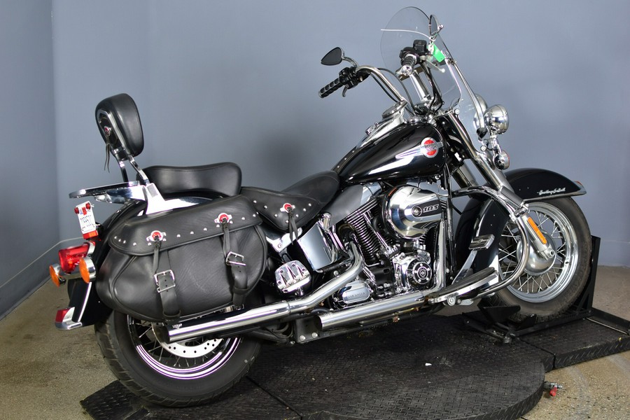 2017 Harley-Davidson Heritage Softail Classic FLSTC