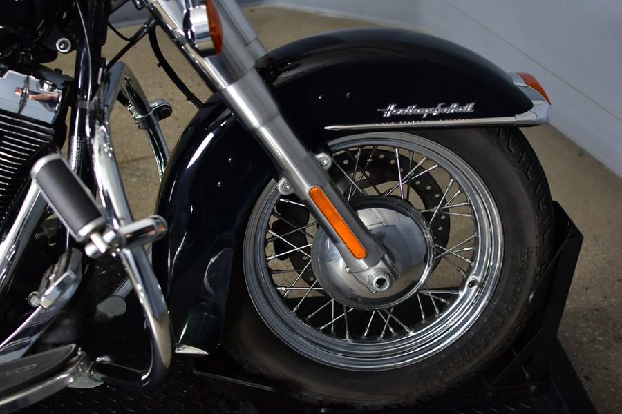 2017 Harley-Davidson Heritage Softail Classic FLSTC