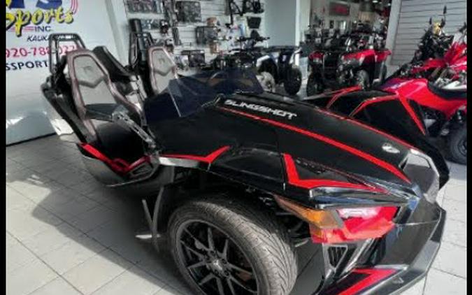 2020 Slingshot R Review (12 Fast Facts on 3 Wheels)