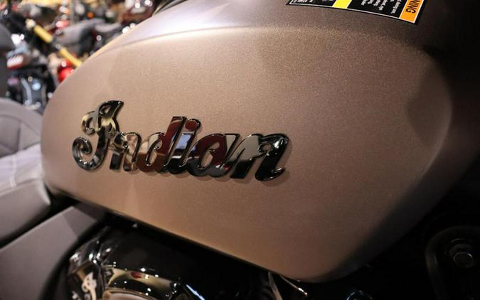 2025 Indian Motorcycle® Roadmaster® PowerPlus Dark Horse® w/PowerBand Nara Bronze Smoke