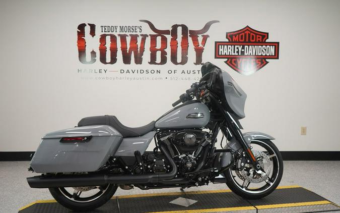 2026 Harley-Davidson FLHX - Street Glide