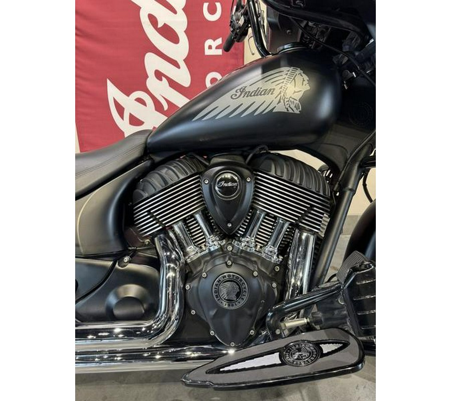 2018 Indian Motorcycle® Chieftain® Dark Horse® ABS Thunder Black Smoke