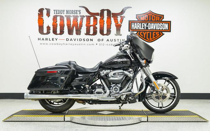 2017 Harley-Davidson® FLHXS - Street Glide® Special