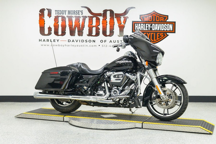 2017 Harley-Davidson® FLHXS - Street Glide® Special