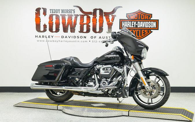 2017 Harley-Davidson® FLHXS - Street Glide® Special