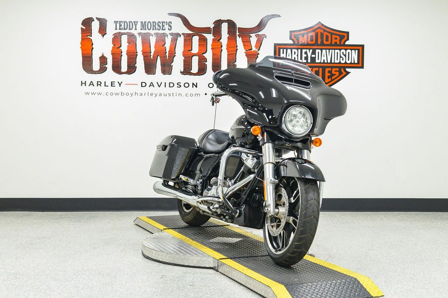 2017 Harley-Davidson® FLHXS - Street Glide® Special