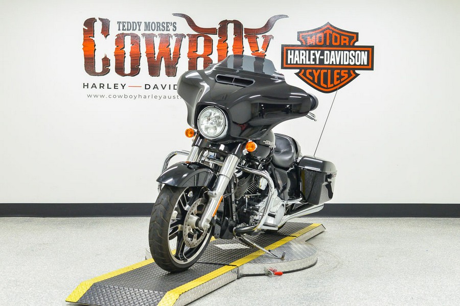 2017 Harley-Davidson® FLHXS - Street Glide® Special