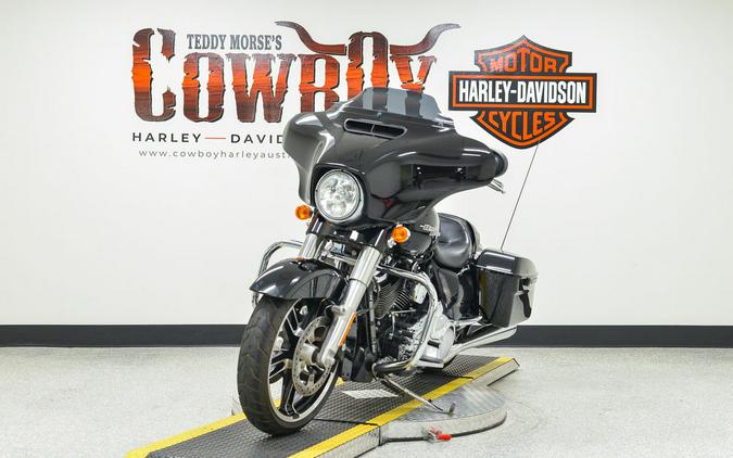 2017 Harley-Davidson® FLHXS - Street Glide® Special