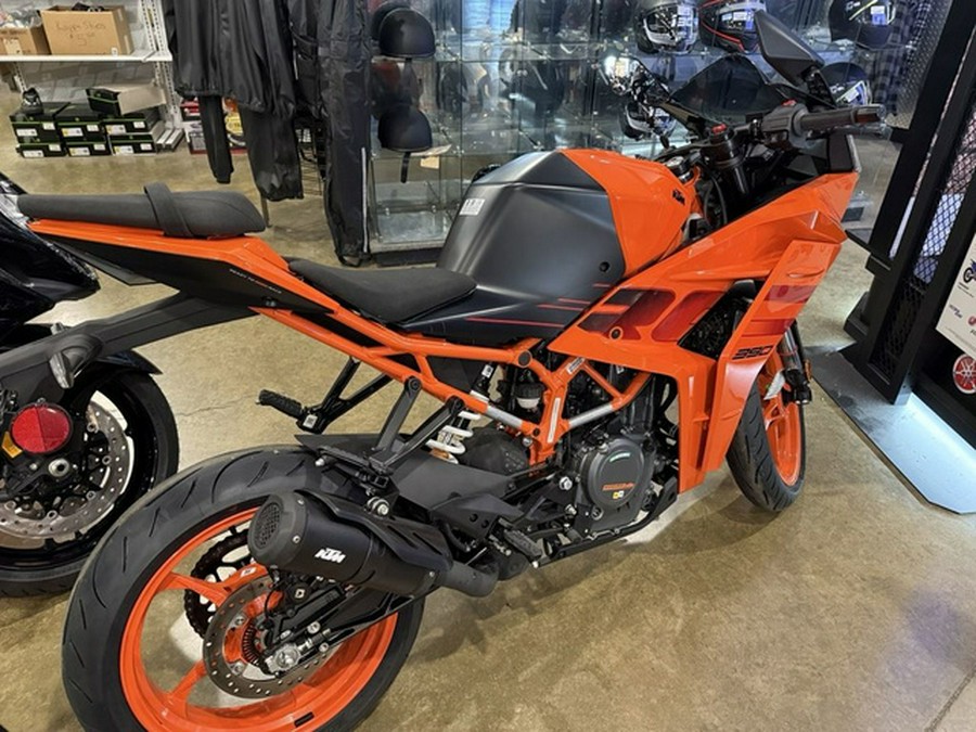 2024 KTM RC 390