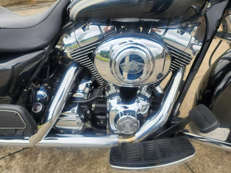 2003 Harley-Davidson® FLHRC - Road King® Classic