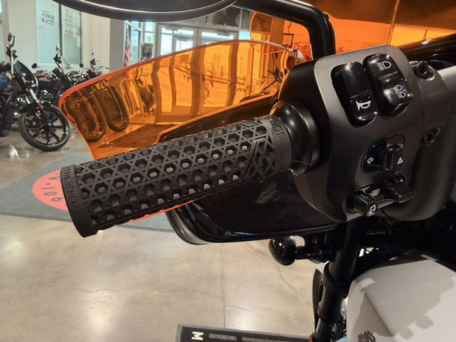 2025 Indian Chieftain Powerplus Dark Horse 112 W/Powerband G