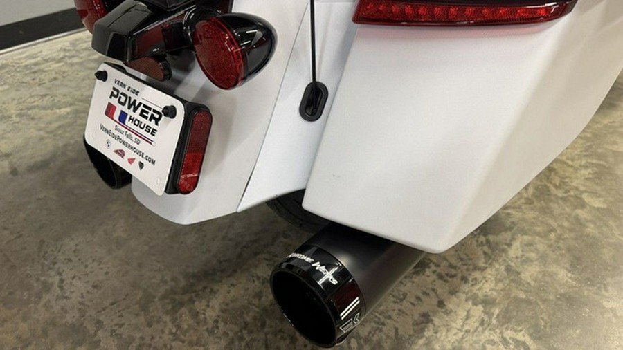 2025 Indian Chieftain Powerplus Dark Horse 112 W/Powerband G